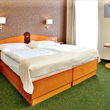 Hotell Merkur - Czech Leading