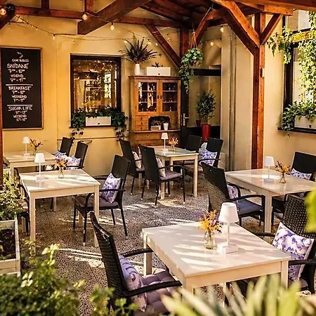 Hotel Merkur - Czech Leading