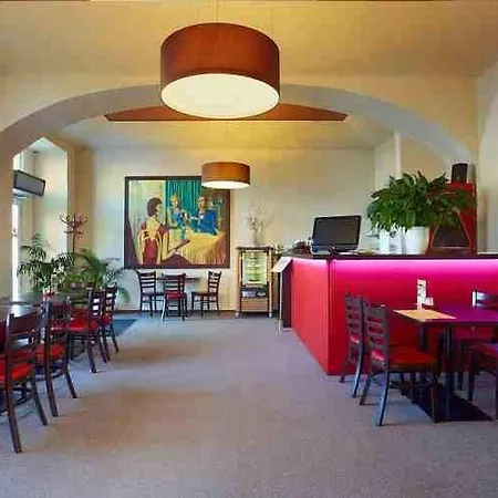 Ξενοδοχείο Merkur - Czech Leading 4*